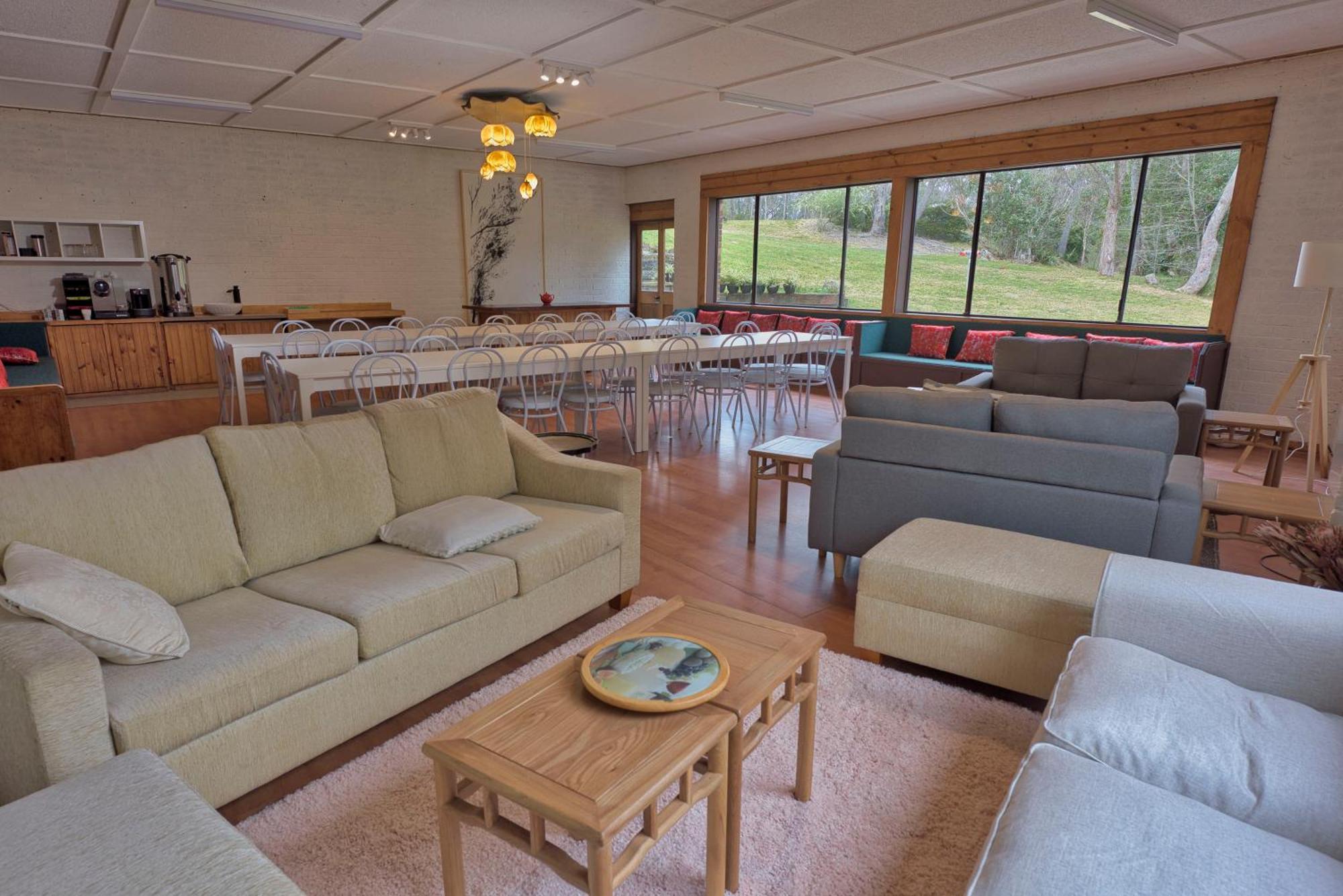 Sinofield Edu-Retreat Hotel Леура Екстериор снимка